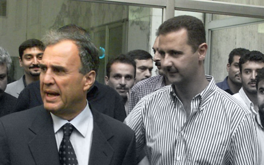 غازي كنعان: آل كنعان أَوْلى بحكم سوريا.. مع رئيس سنّي