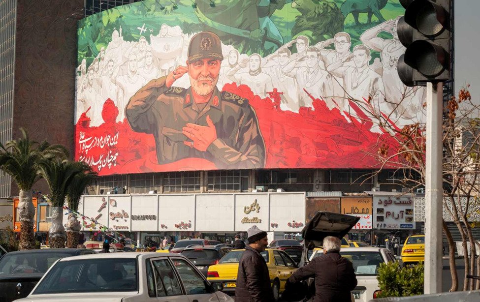 ماذا بين سليماني ومادورو؟