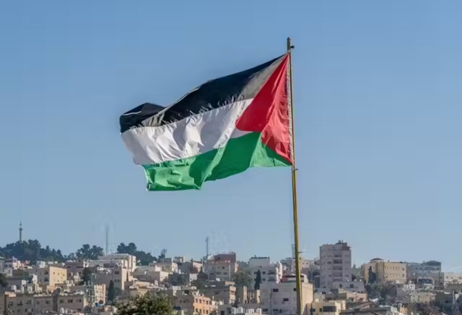 الأزمة الماليّة: الفلسطينيّون ينتظرون حلول السماء