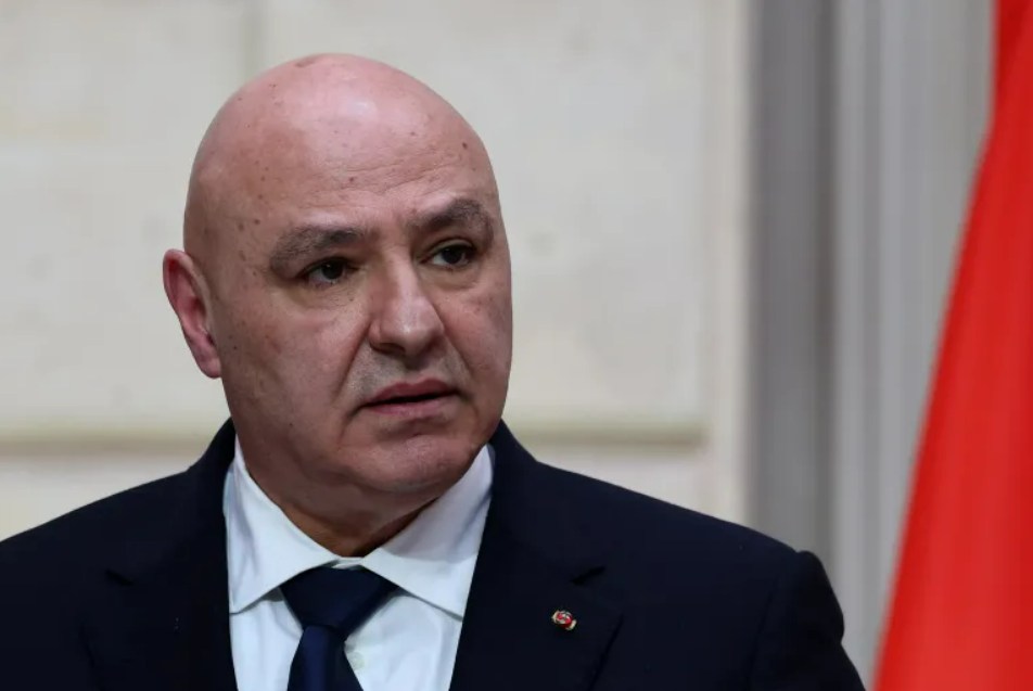 هل يردّ عون قانون التّمديد؟