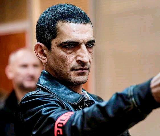 عمرو واكد