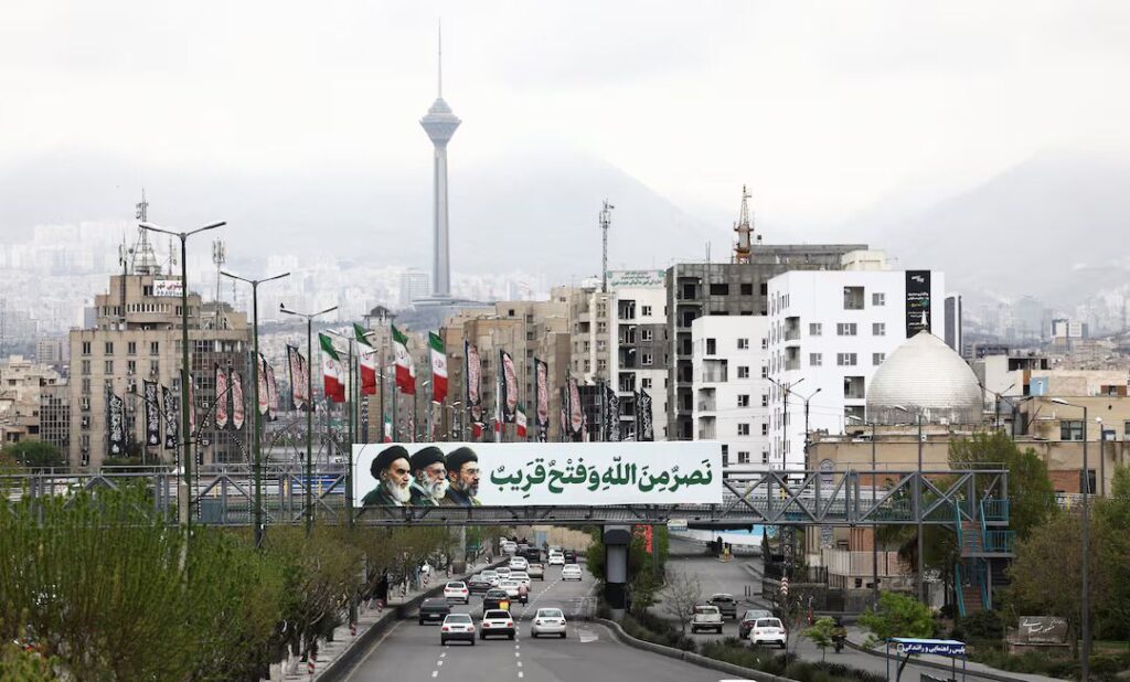 إيران