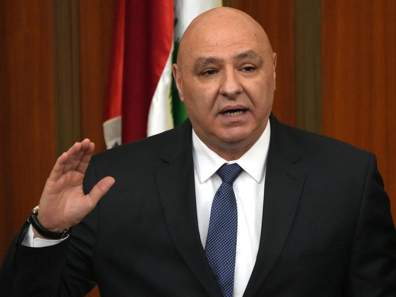 فخامة الرّئيس.... 