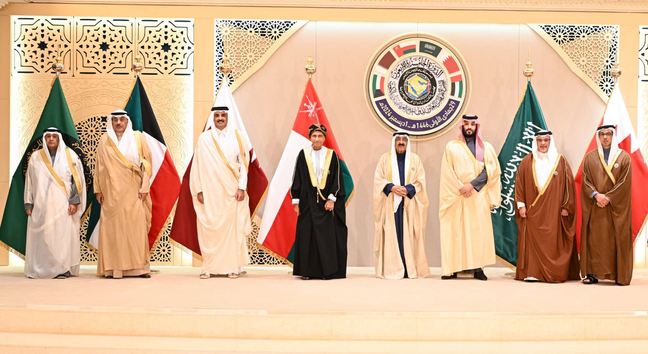 سؤال الخليج: ما العمل؟