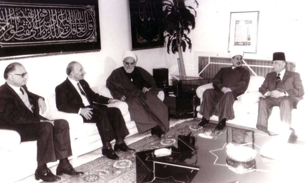 الشيعة