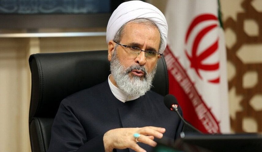الانقسام الإيراني: “أعرافي” يخوض معركة خلافة للمرشد