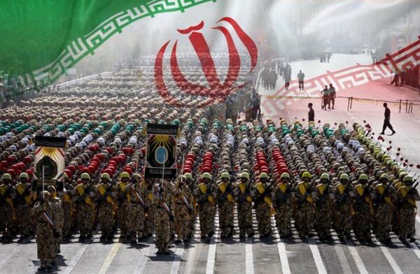 إيران