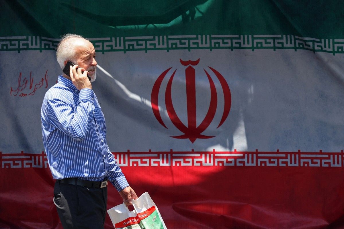 إيران بين عصا فيينا وجزرة إسلام آباد