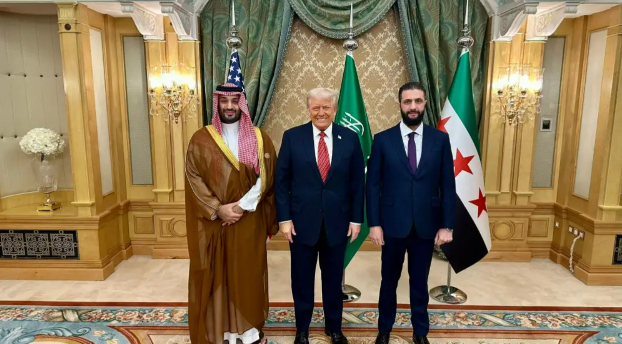 الشرع إلى واشنطن؟ عطر ترامب ورائحة الاتفاق مع إسرائيل