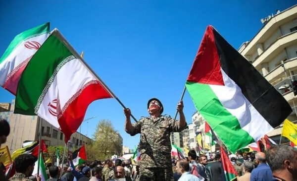 إيران